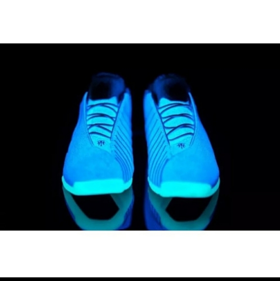 new fur and Glow adidas tmac 3 sneakers - Picture 3 of 8